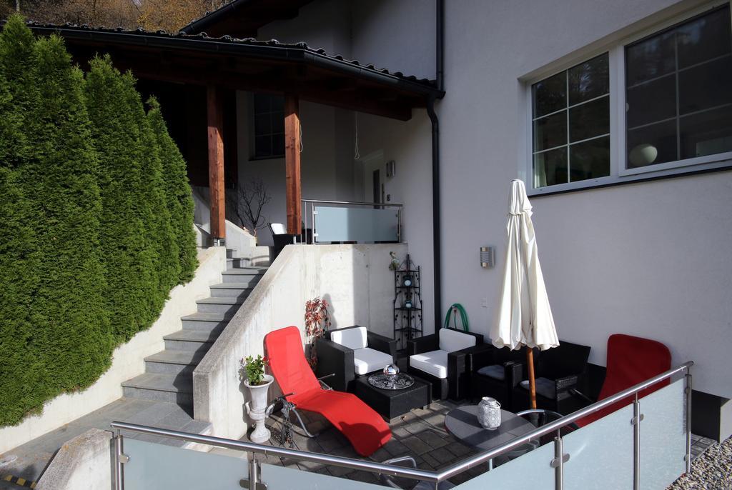 Apartments Schloss-Weissenstein-Strasse Матрей ин Остирол Екстериор снимка